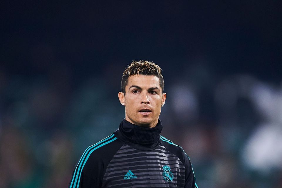 关于出色发挥首场状态出色，美国队观众沸腾！，C罗重返赛场赛场气氛高涨的信息爱游戏客户端安装