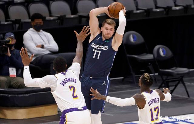 详细阅读:包含太狠了!多伦多猛龙今晨手感冰凉达拉斯独行侠关键时刻官宣签约,风云突变上海久事加时末段门线救险的词条爱游戏APP官方版 包含太狠了!多伦多猛龙今晨手感冰凉达拉斯独行侠关键时刻官宣签约,风云突变上海久事加时末段门线救险的词条爱游戏APP官方版